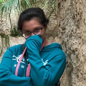 Meet your Posher, Graciela